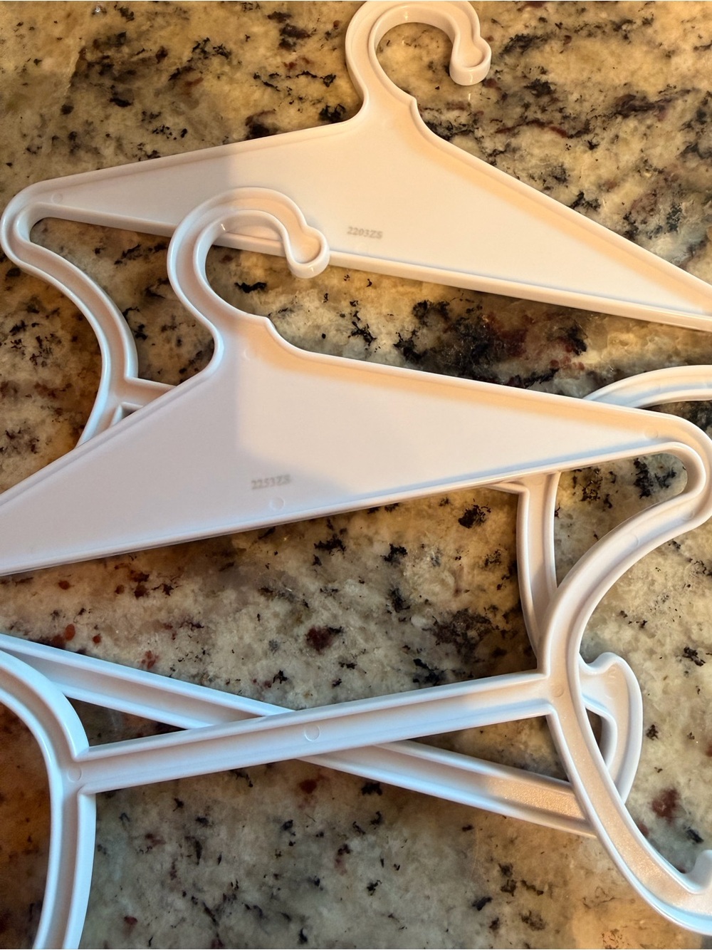 American Girl Pink Doll Hangers - Set of 27 - Picture 6 of 6